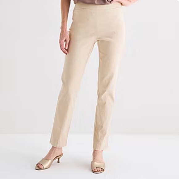 Liz Claiborne Pants - NWT Liz Claiborne Beige Straight Leg Pants